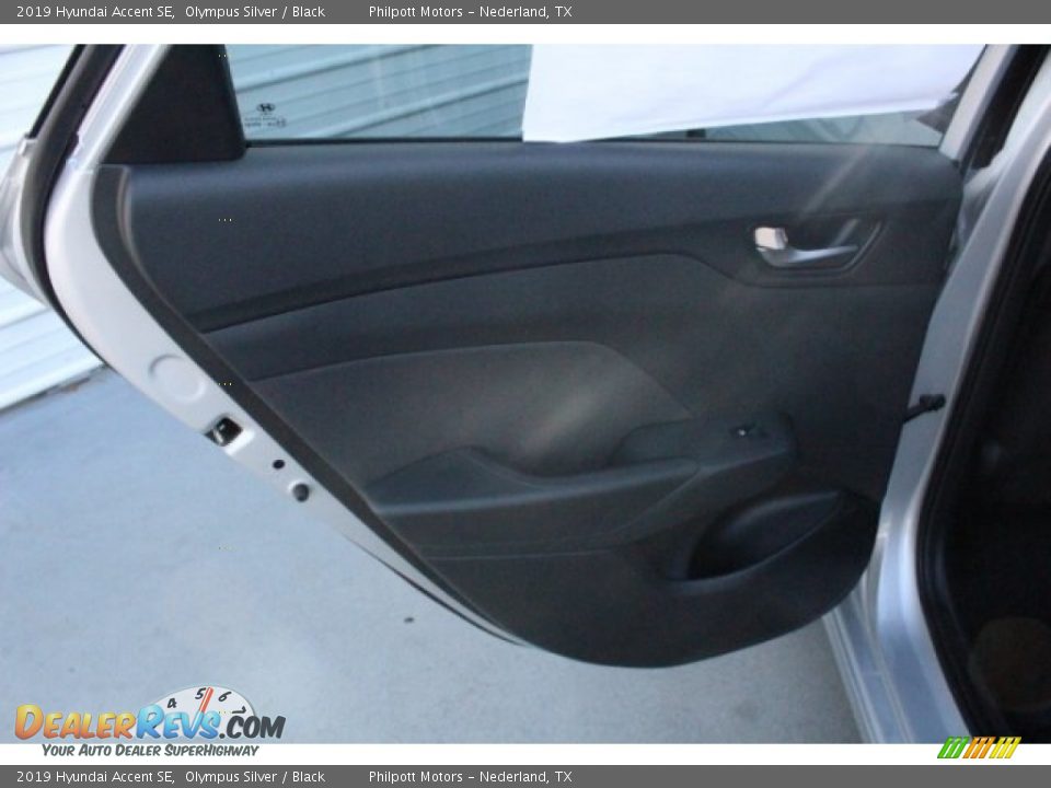 2019 Hyundai Accent SE Olympus Silver / Black Photo #17