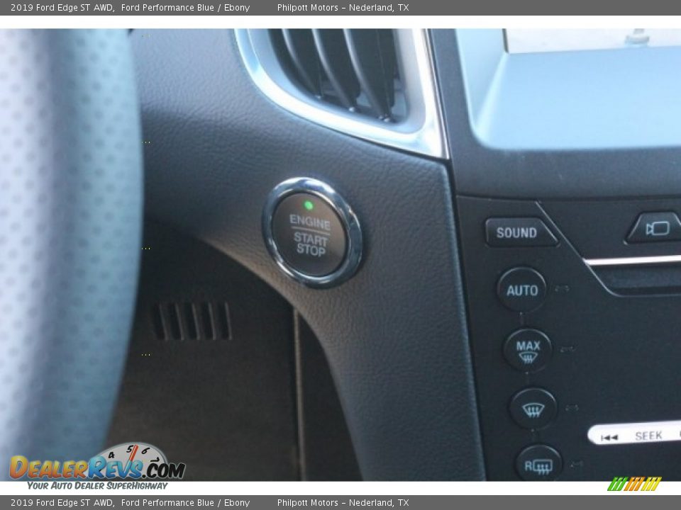 Controls of 2019 Ford Edge ST AWD Photo #15