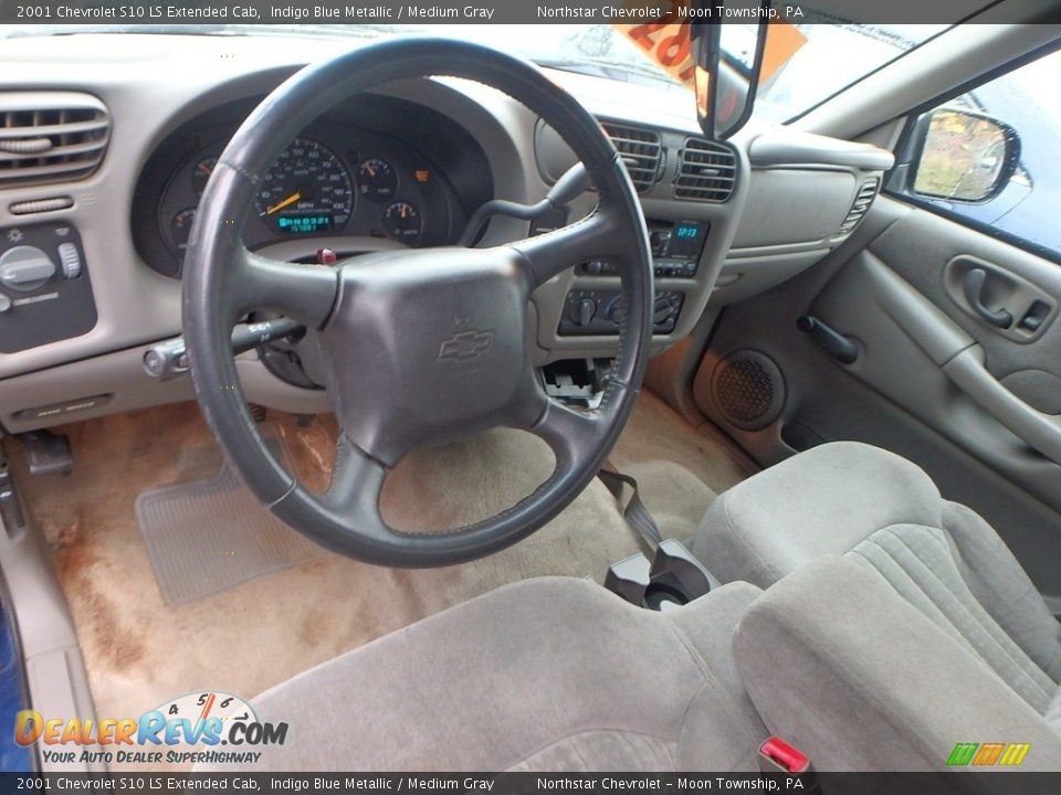 2001 Chevrolet S10 LS Extended Cab Indigo Blue Metallic / Medium Gray Photo #9
