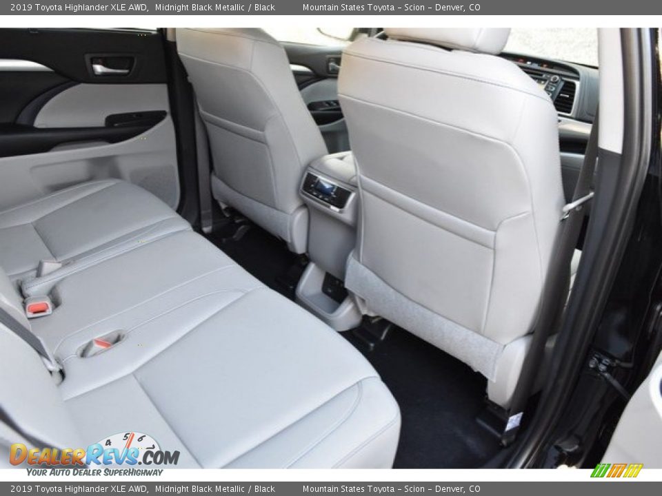 2019 Toyota Highlander XLE AWD Midnight Black Metallic / Black Photo #8