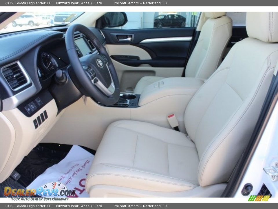 2019 Toyota Highlander XLE Blizzard Pearl White / Black Photo #10