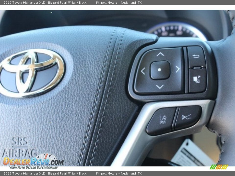 2019 Toyota Highlander XLE Blizzard Pearl White / Black Photo #17