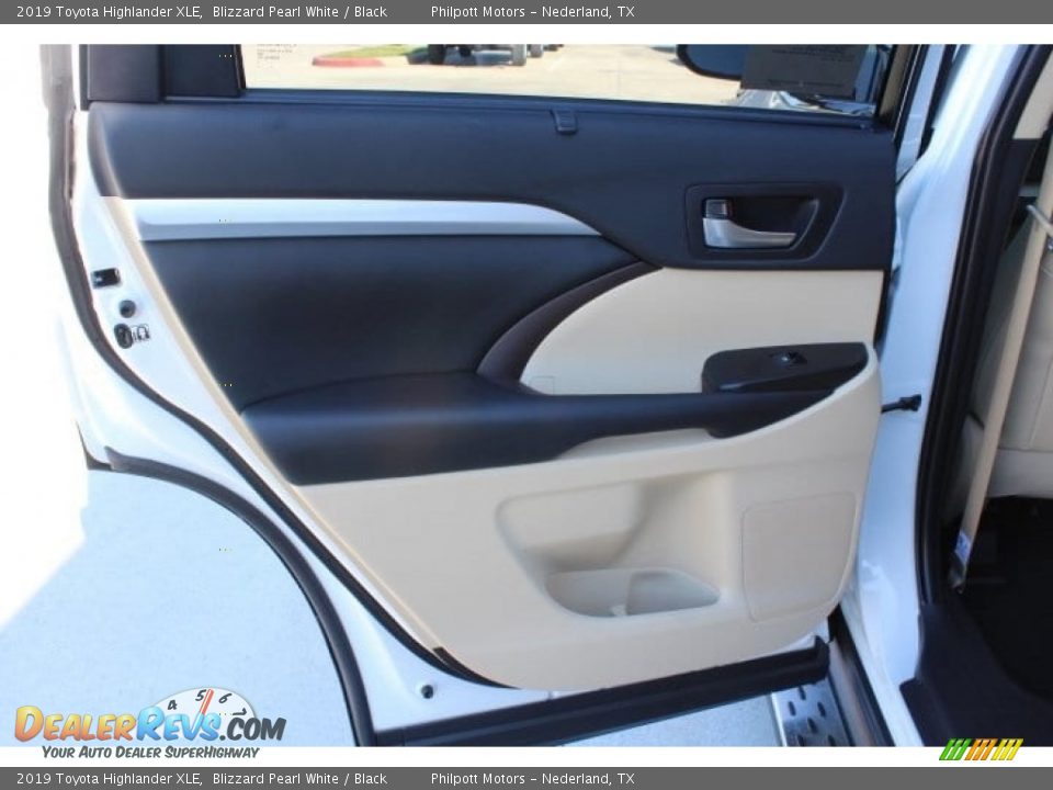 2019 Toyota Highlander XLE Blizzard Pearl White / Black Photo #18