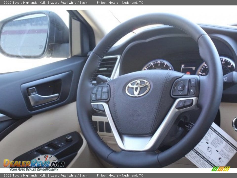 2019 Toyota Highlander XLE Blizzard Pearl White / Black Photo #22