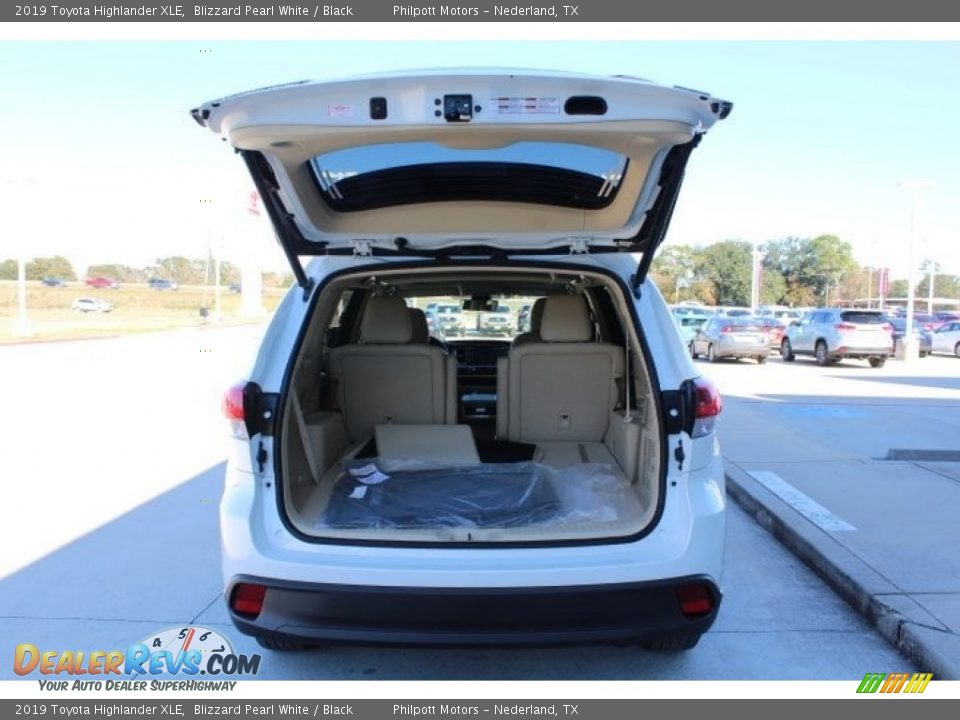 2019 Toyota Highlander XLE Blizzard Pearl White / Black Photo #23