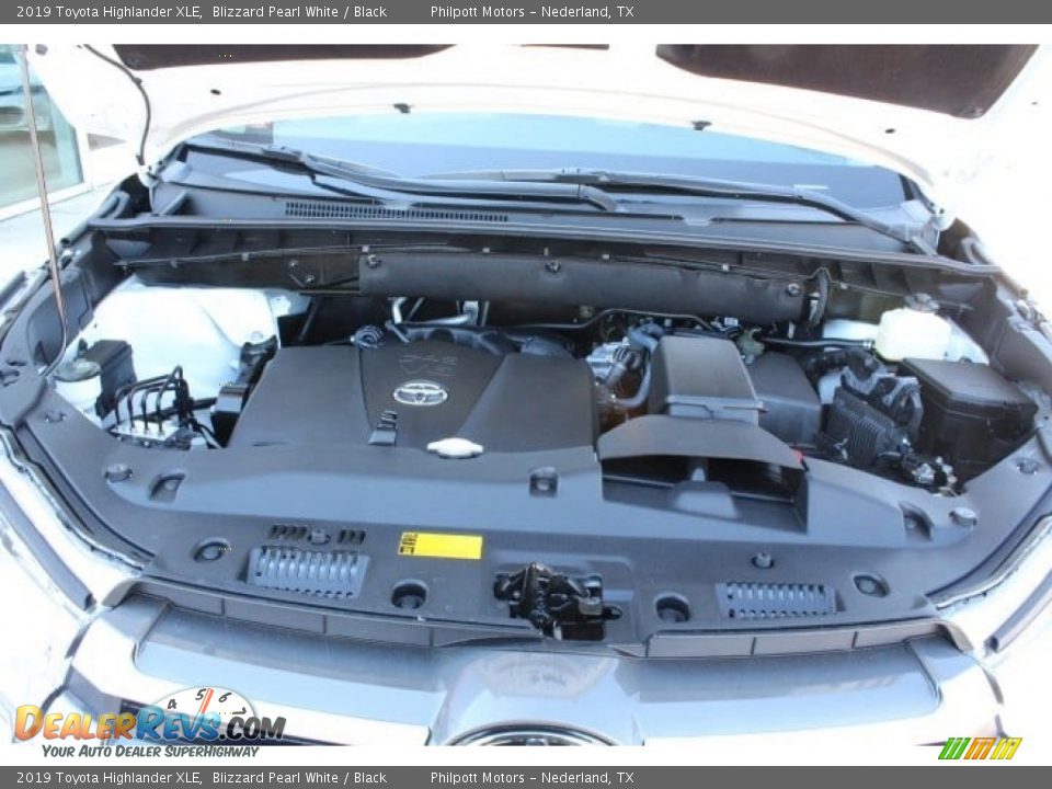 2019 Toyota Highlander XLE Blizzard Pearl White / Black Photo #25