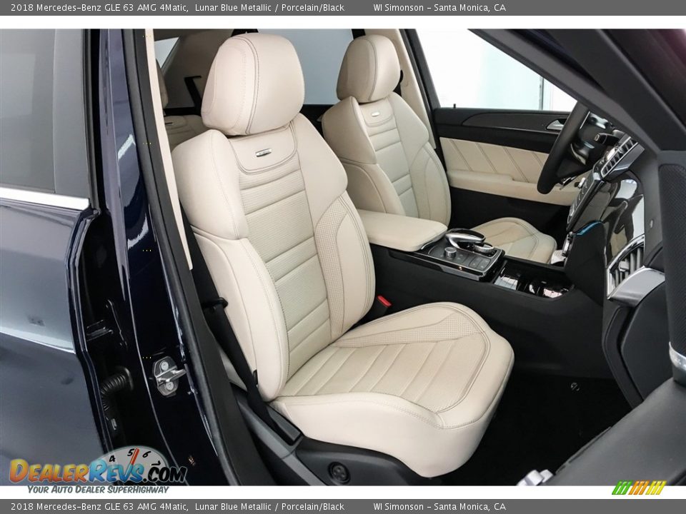 Porcelain/Black Interior - 2018 Mercedes-Benz GLE 63 AMG 4Matic Photo #5