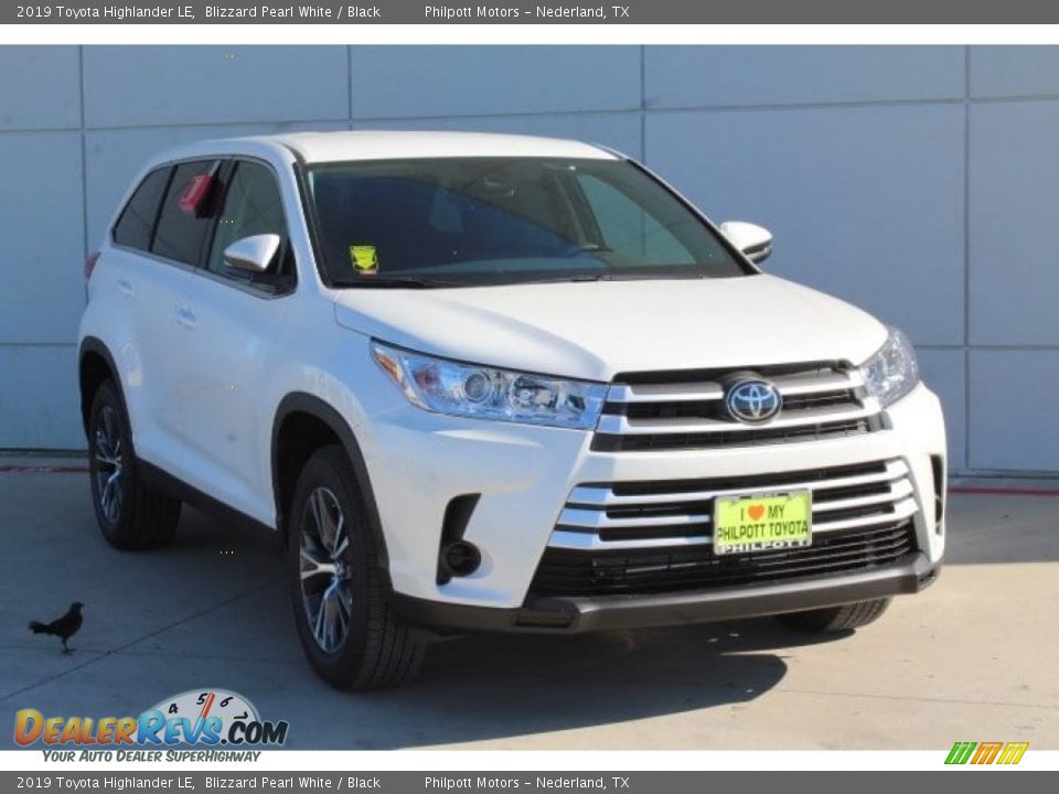 2019 Toyota Highlander LE Blizzard Pearl White / Black Photo #2