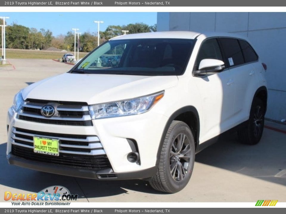 2019 Toyota Highlander LE Blizzard Pearl White / Black Photo #4