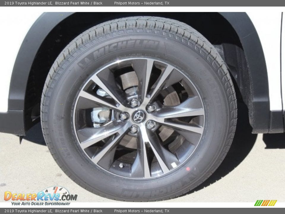 2019 Toyota Highlander LE Blizzard Pearl White / Black Photo #5