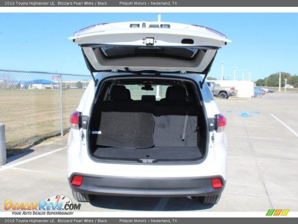 2019 Toyota Highlander LE Blizzard Pearl White / Black Photo #20