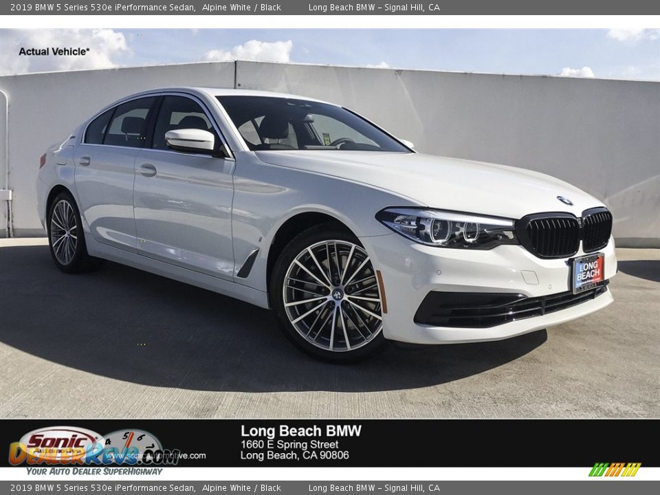 2019 BMW 5 Series 530e iPerformance Sedan Alpine White / Black Photo #1