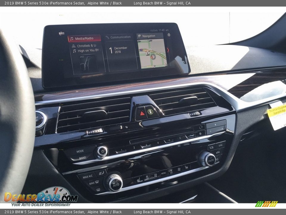 2019 BMW 5 Series 530e iPerformance Sedan Alpine White / Black Photo #6