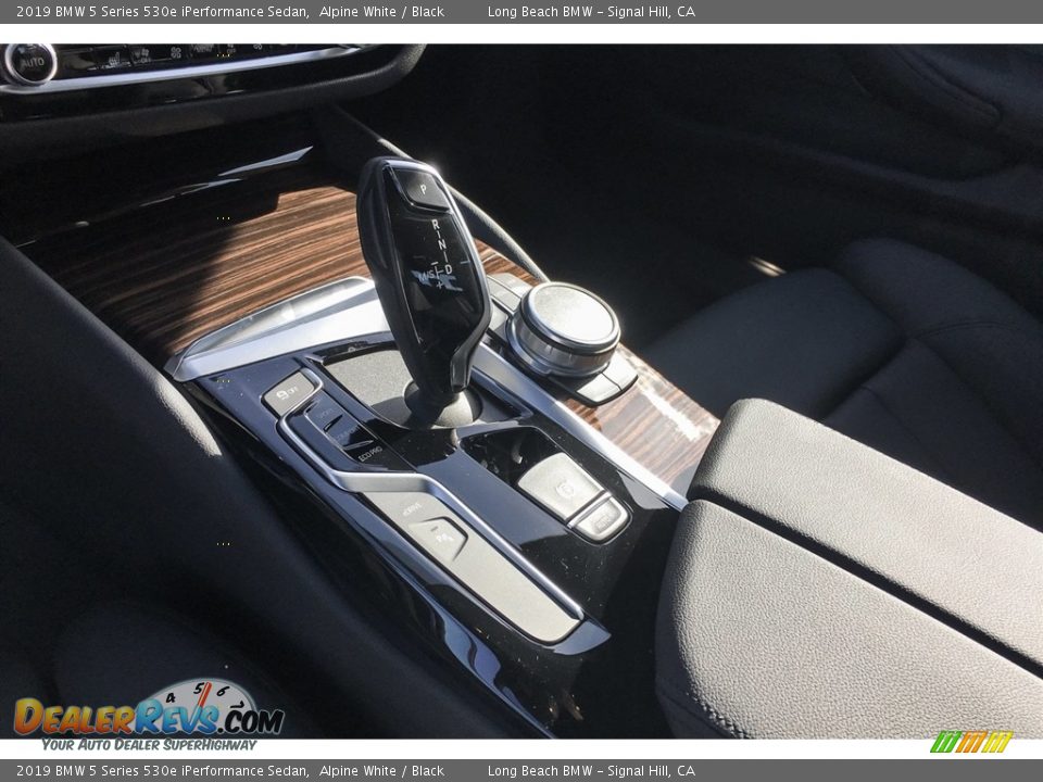 2019 BMW 5 Series 530e iPerformance Sedan Alpine White / Black Photo #7