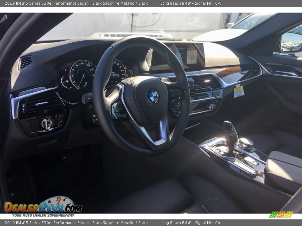 2019 BMW 5 Series 530e iPerformance Sedan Black Sapphire Metallic / Black Photo #4
