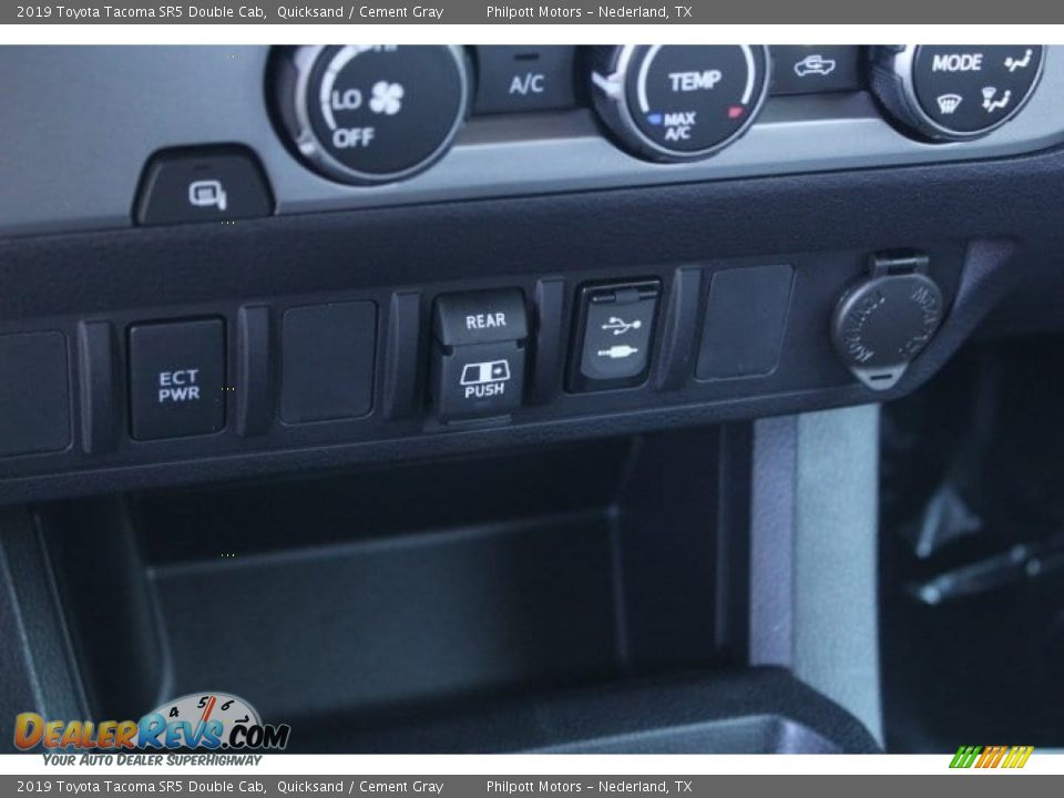 2019 Toyota Tacoma SR5 Double Cab Quicksand / Cement Gray Photo #14