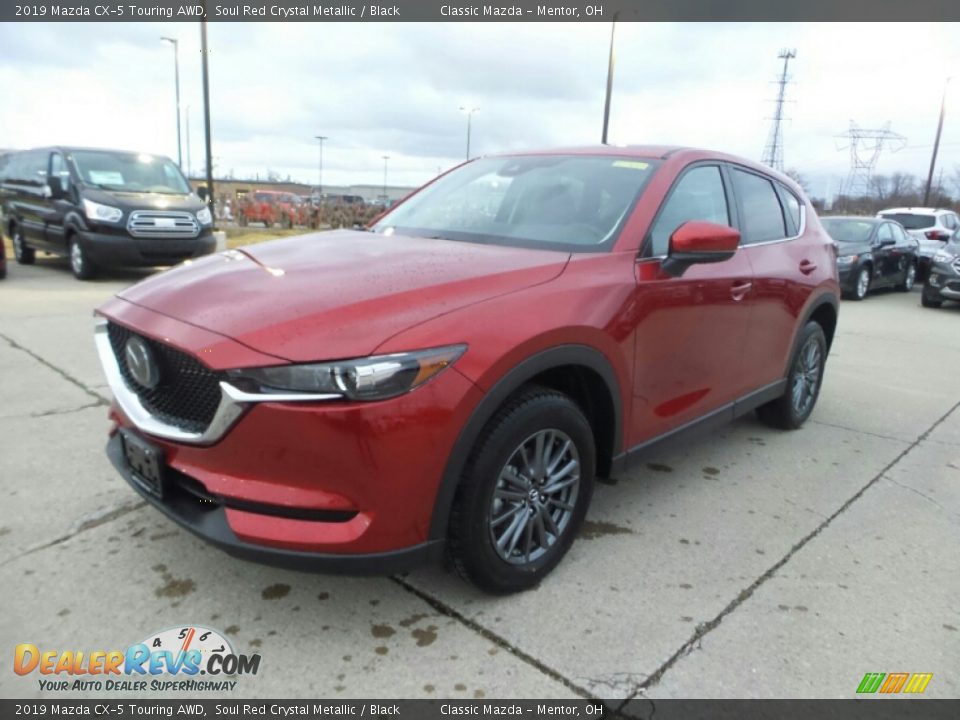 Front 3/4 View of 2019 Mazda CX-5 Touring AWD Photo #1