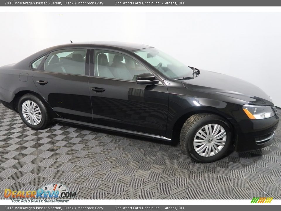 2015 Volkswagen Passat S Sedan Black / Moonrock Gray Photo #3