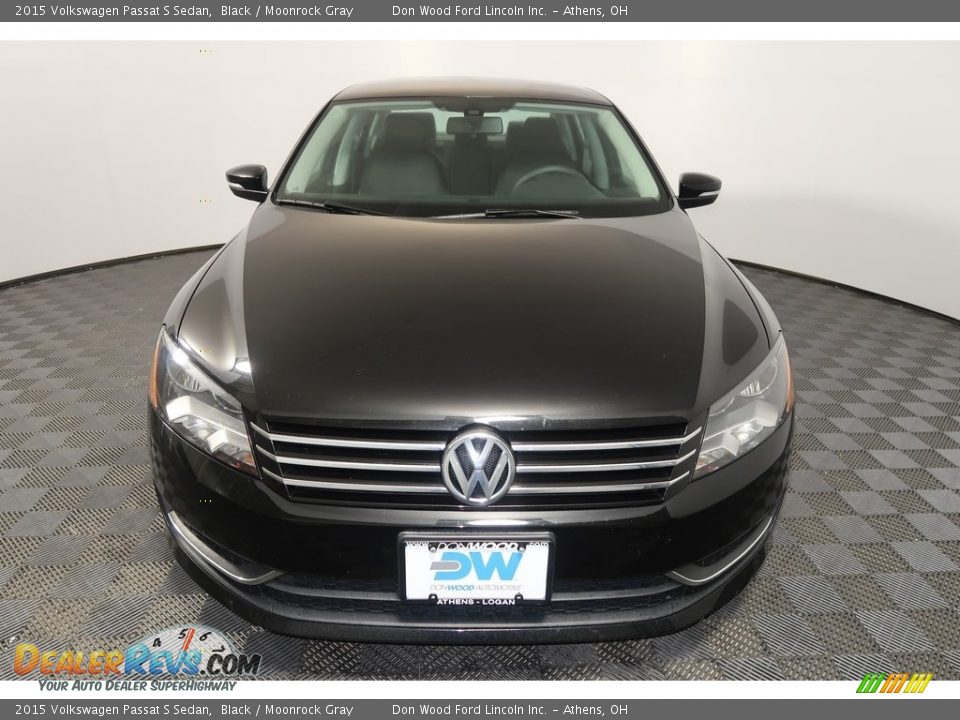 2015 Volkswagen Passat S Sedan Black / Moonrock Gray Photo #5