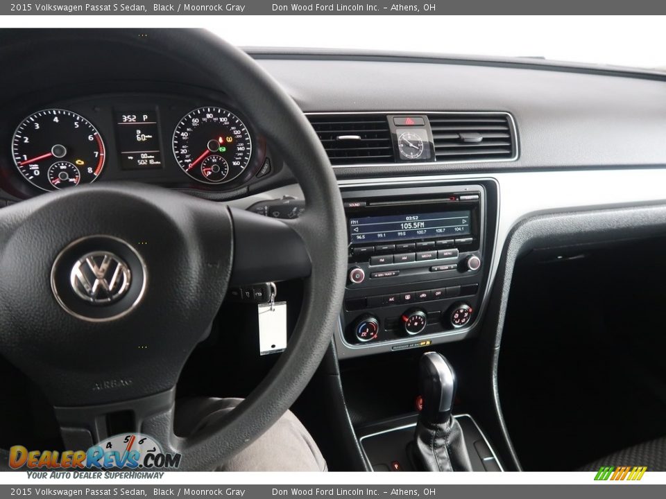 2015 Volkswagen Passat S Sedan Black / Moonrock Gray Photo #20