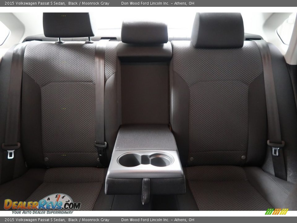 2015 Volkswagen Passat S Sedan Black / Moonrock Gray Photo #25