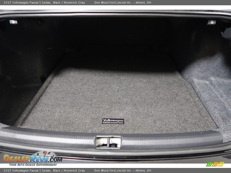 2015 Volkswagen Passat S Sedan Black / Moonrock Gray Photo #32