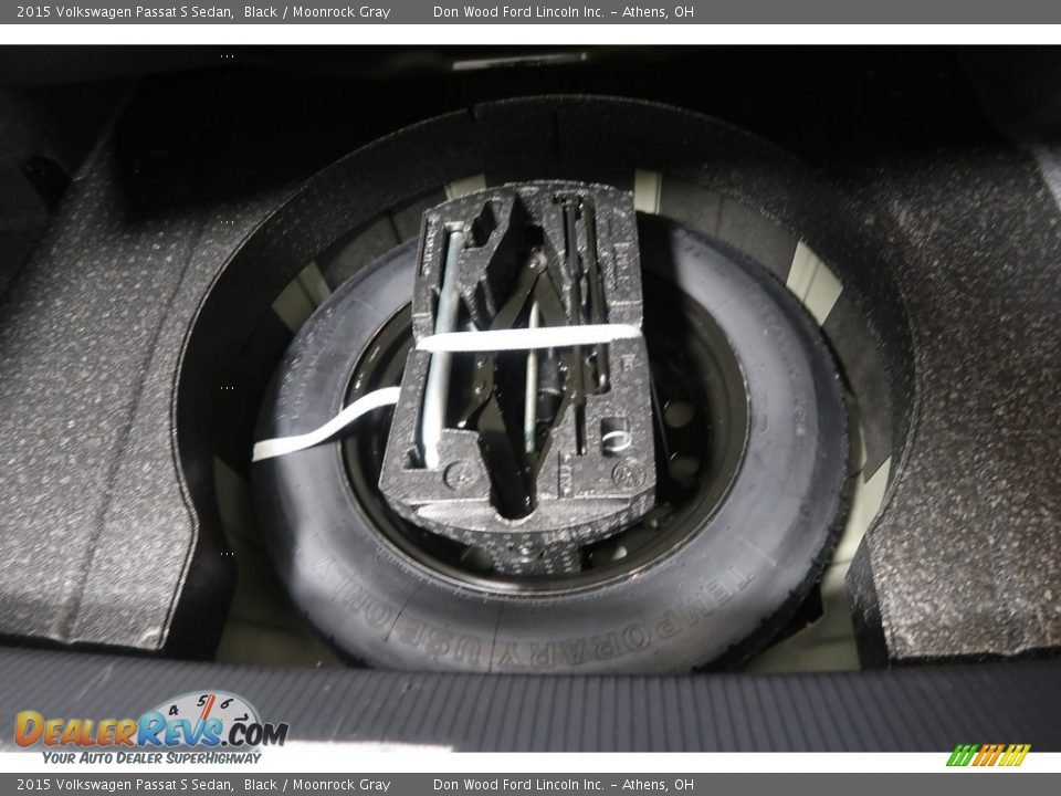 2015 Volkswagen Passat S Sedan Black / Moonrock Gray Photo #33