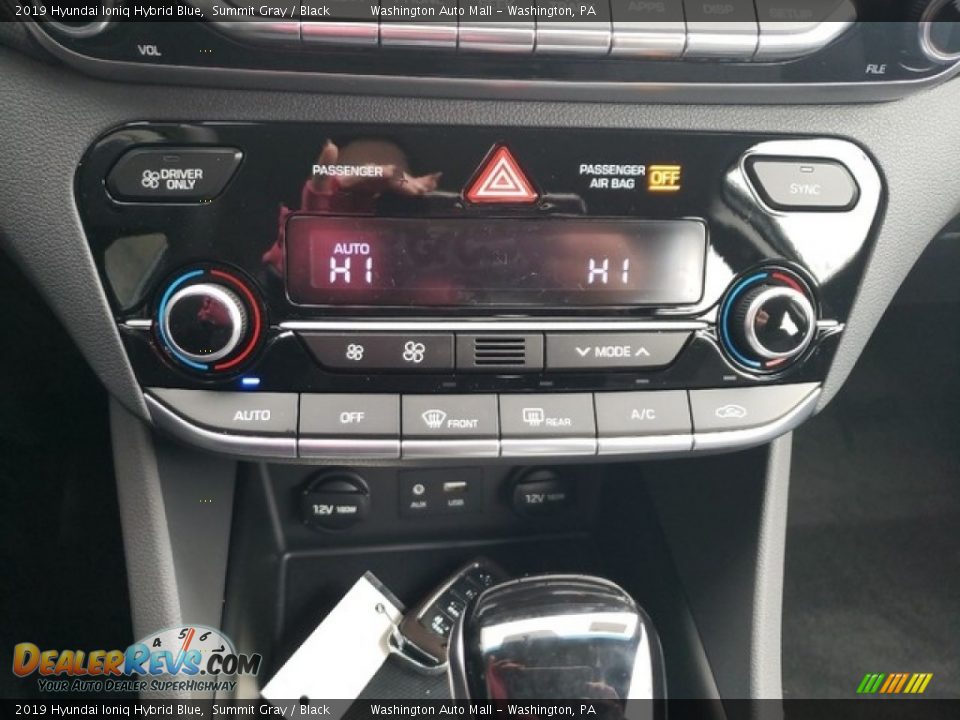 Controls of 2019 Hyundai Ioniq Hybrid Blue Photo #20