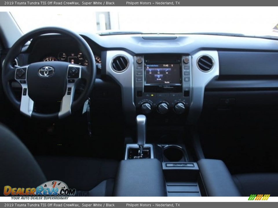 2019 Toyota Tundra TSS Off Road CrewMax Super White / Black Photo #19