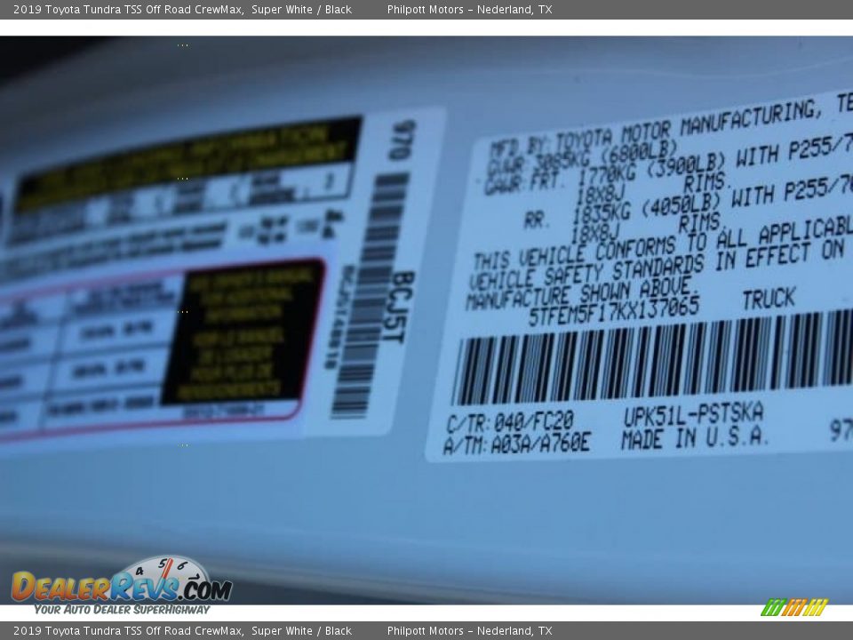 2019 Toyota Tundra TSS Off Road CrewMax Super White / Black Photo #23