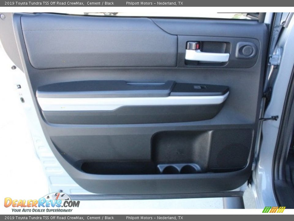 2019 Toyota Tundra TSS Off Road CrewMax Cement / Black Photo #17