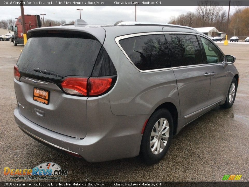 2018 Chrysler Pacifica Touring L Billet Silver Metallic / Black/Alloy Photo #6