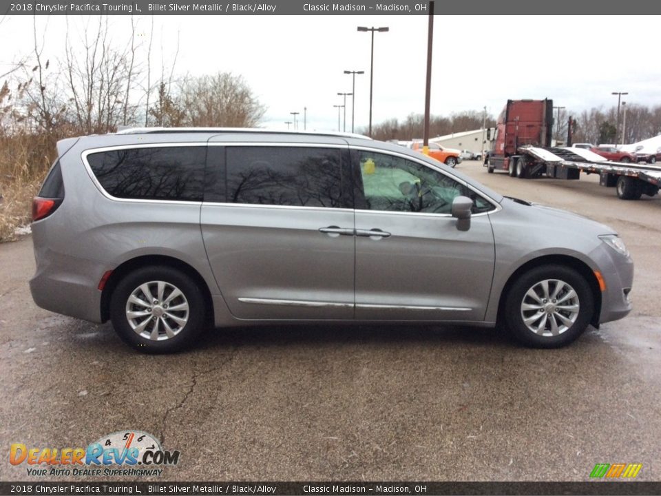 2018 Chrysler Pacifica Touring L Billet Silver Metallic / Black/Alloy Photo #7
