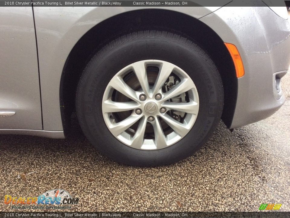 2018 Chrysler Pacifica Touring L Billet Silver Metallic / Black/Alloy Photo #9