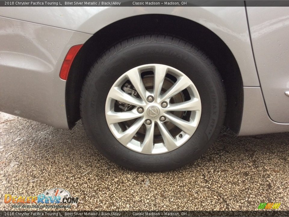 2018 Chrysler Pacifica Touring L Billet Silver Metallic / Black/Alloy Photo #10