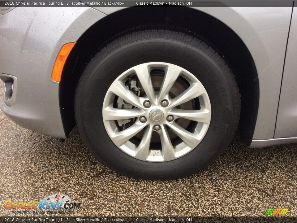 2018 Chrysler Pacifica Touring L Billet Silver Metallic / Black/Alloy Photo #12