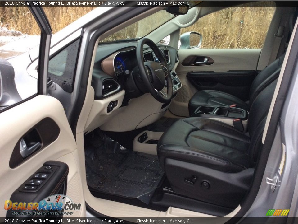 2018 Chrysler Pacifica Touring L Billet Silver Metallic / Black/Alloy Photo #14