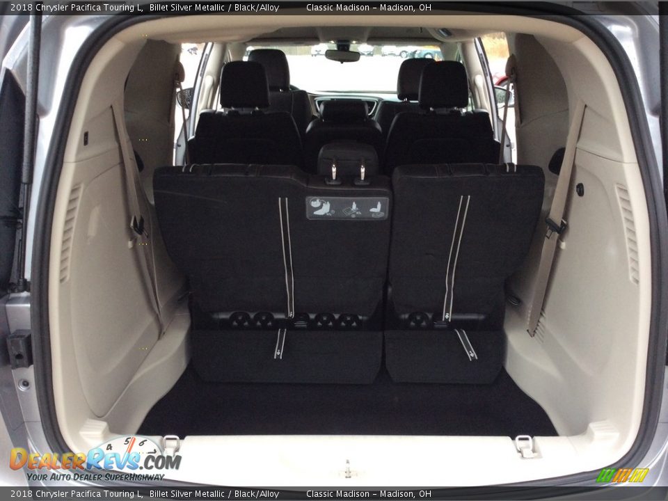 2018 Chrysler Pacifica Touring L Billet Silver Metallic / Black/Alloy Photo #27