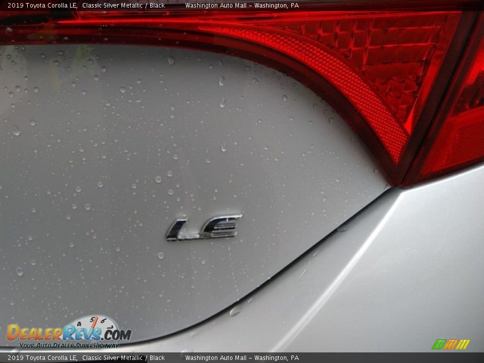 2019 Toyota Corolla LE Classic Silver Metallic / Black Photo #5