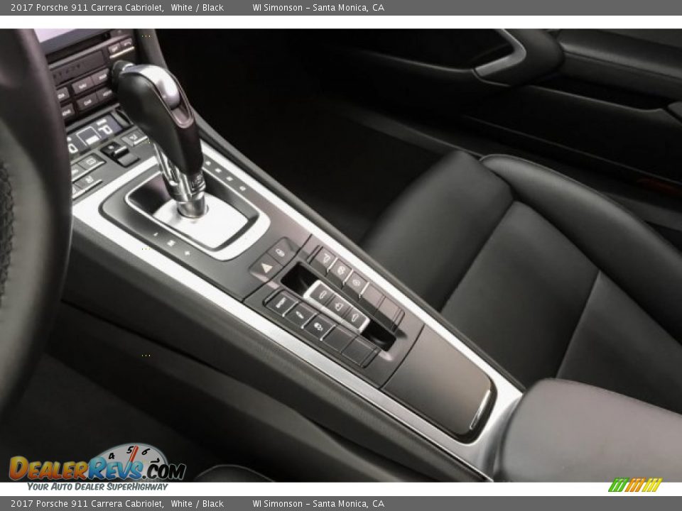 2017 Porsche 911 Carrera Cabriolet Shifter Photo #24