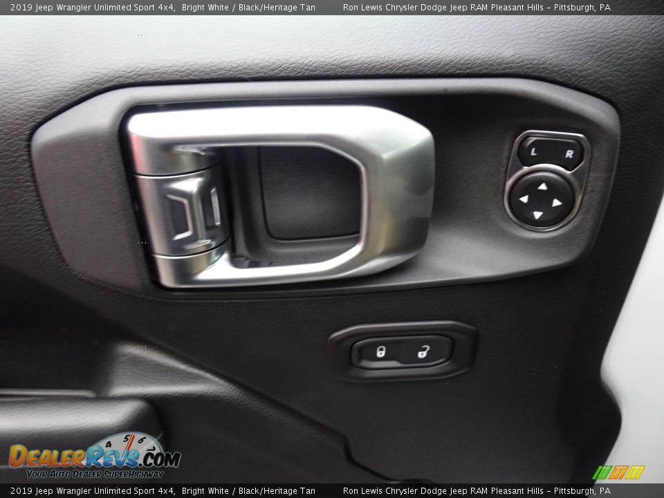 2019 Jeep Wrangler Unlimited Sport 4x4 Bright White / Black/Heritage Tan Photo #13