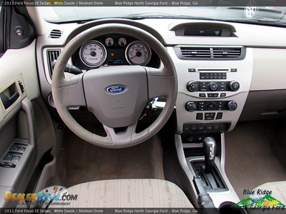 2011 Ford Focus SE Sedan White Suede / Medium Stone Photo #18