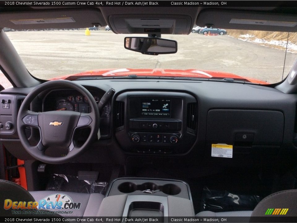 2018 Chevrolet Silverado 1500 Custom Crew Cab 4x4 Red Hot / Dark Ash/Jet Black Photo #11