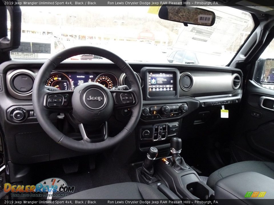 Black Interior - 2019 Jeep Wrangler Unlimited Sport 4x4 Photo #12
