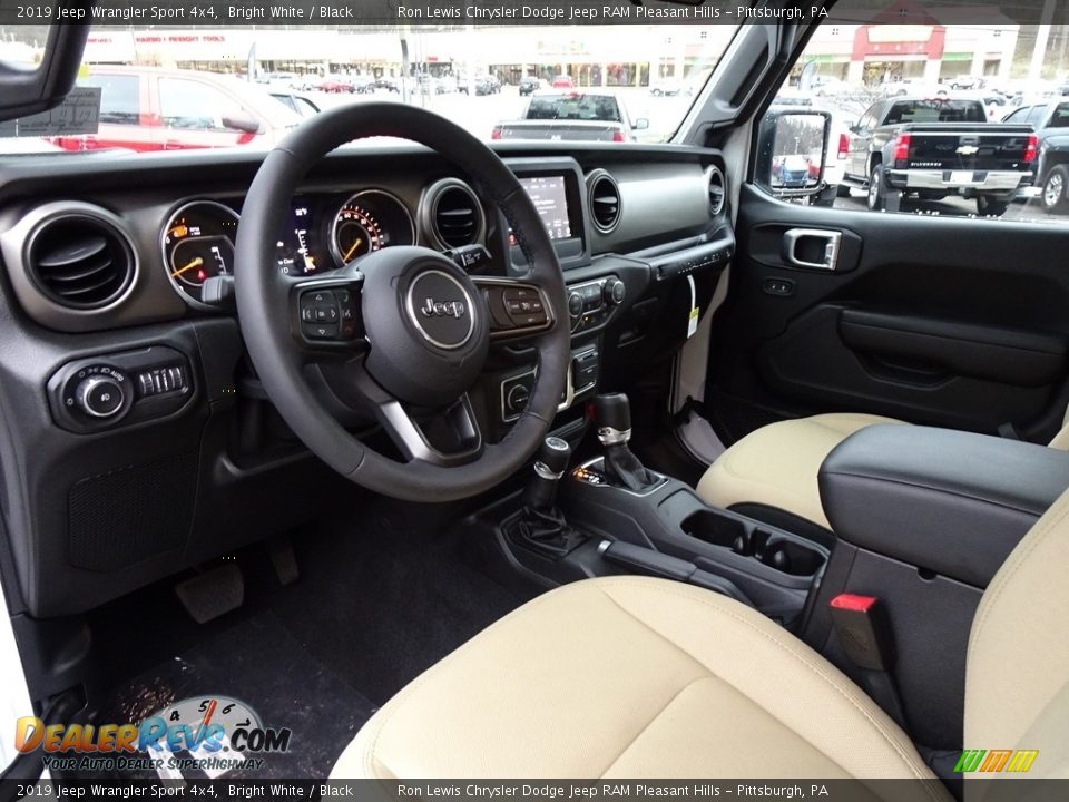 Black Interior - 2019 Jeep Wrangler Sport 4x4 Photo #12