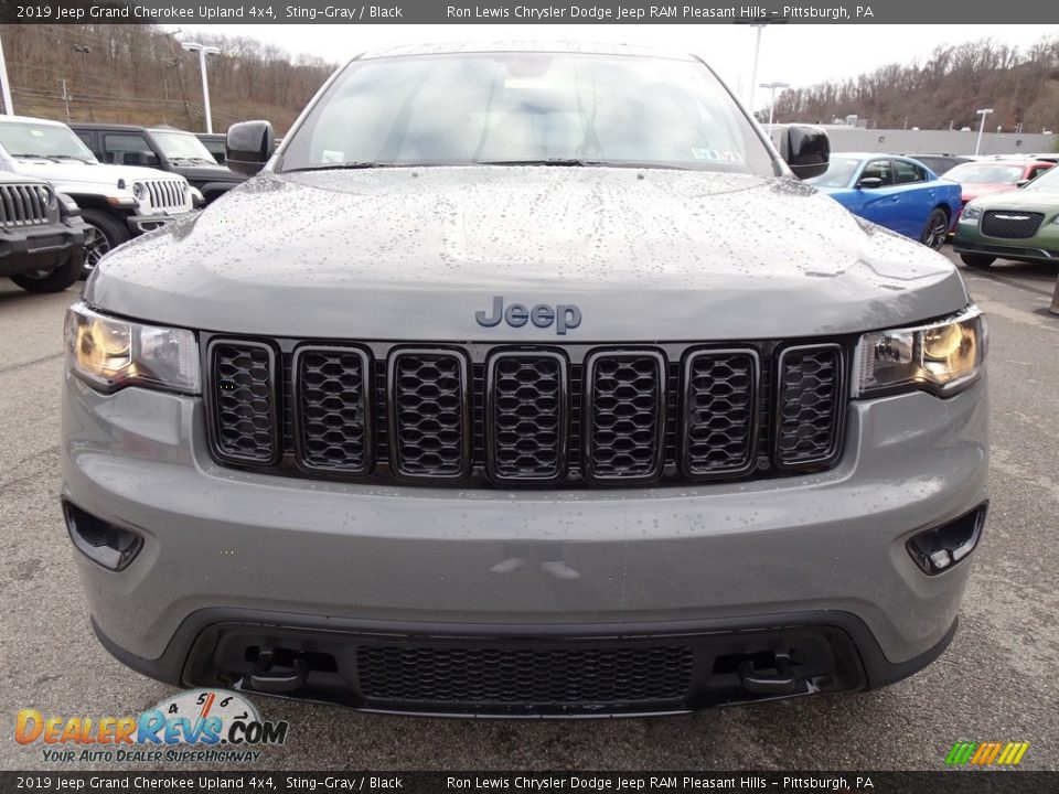 2019 Jeep Grand Cherokee Upland 4x4 Sting-Gray / Black Photo #8