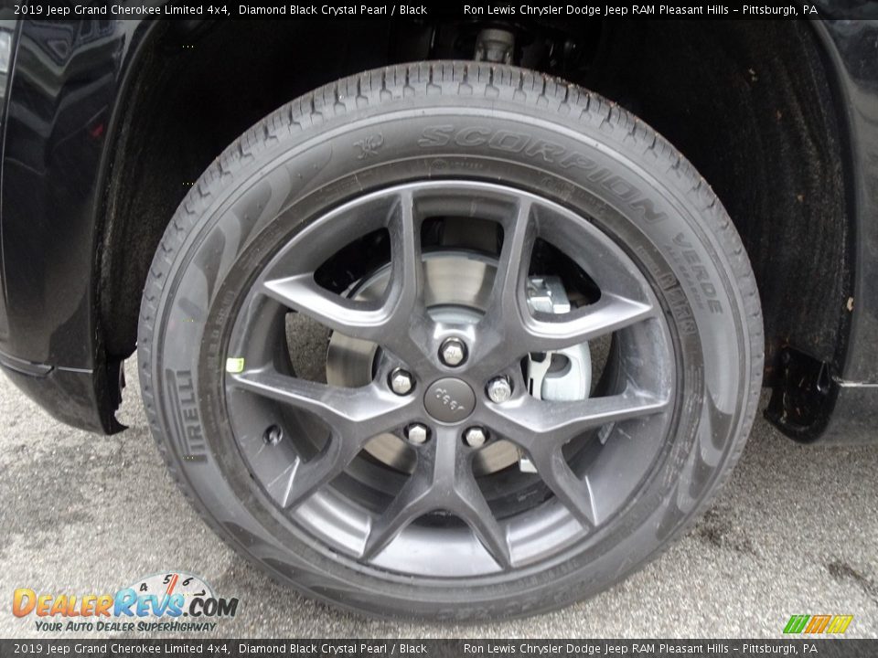 2019 Jeep Grand Cherokee Limited 4x4 Diamond Black Crystal Pearl / Black Photo #9