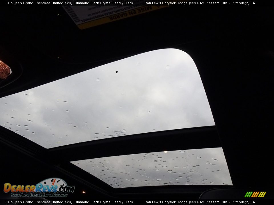 2019 Jeep Grand Cherokee Limited 4x4 Diamond Black Crystal Pearl / Black Photo #16