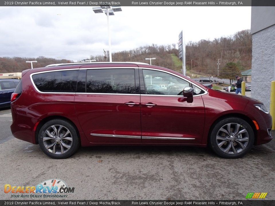 2019 Chrysler Pacifica Limited Velvet Red Pearl / Deep Mocha/Black Photo #6
