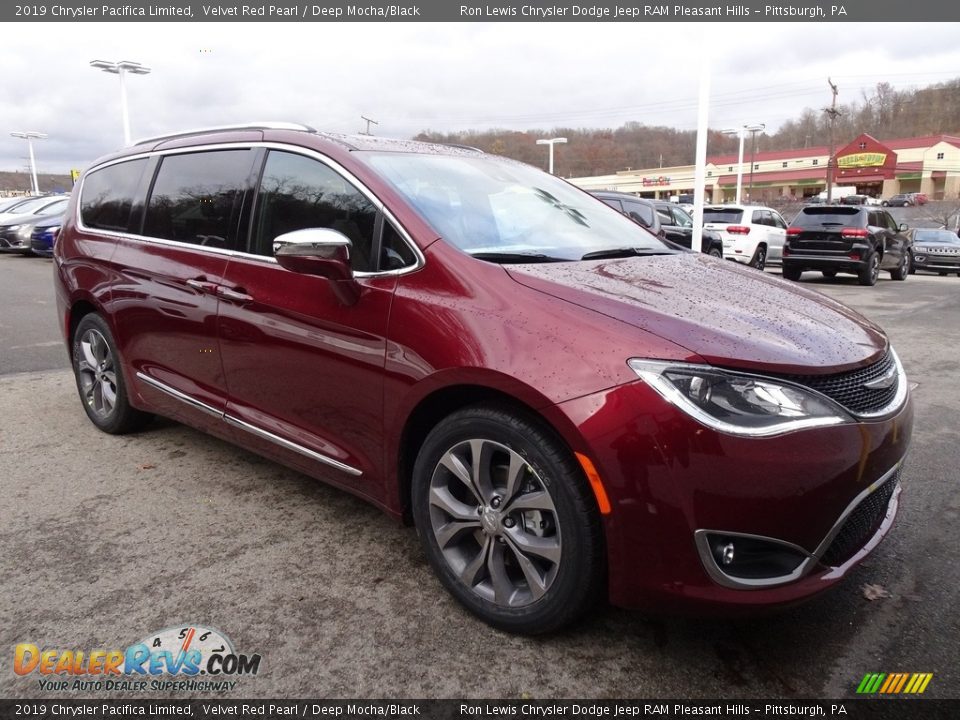 2019 Chrysler Pacifica Limited Velvet Red Pearl / Deep Mocha/Black Photo #7
